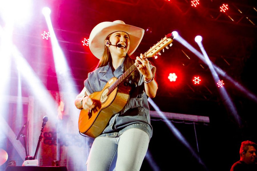 ANIVERSÁRIO DE 124 ANOS DE GUARAREMA CONTA GRANDES SHOWS GRATUITOS