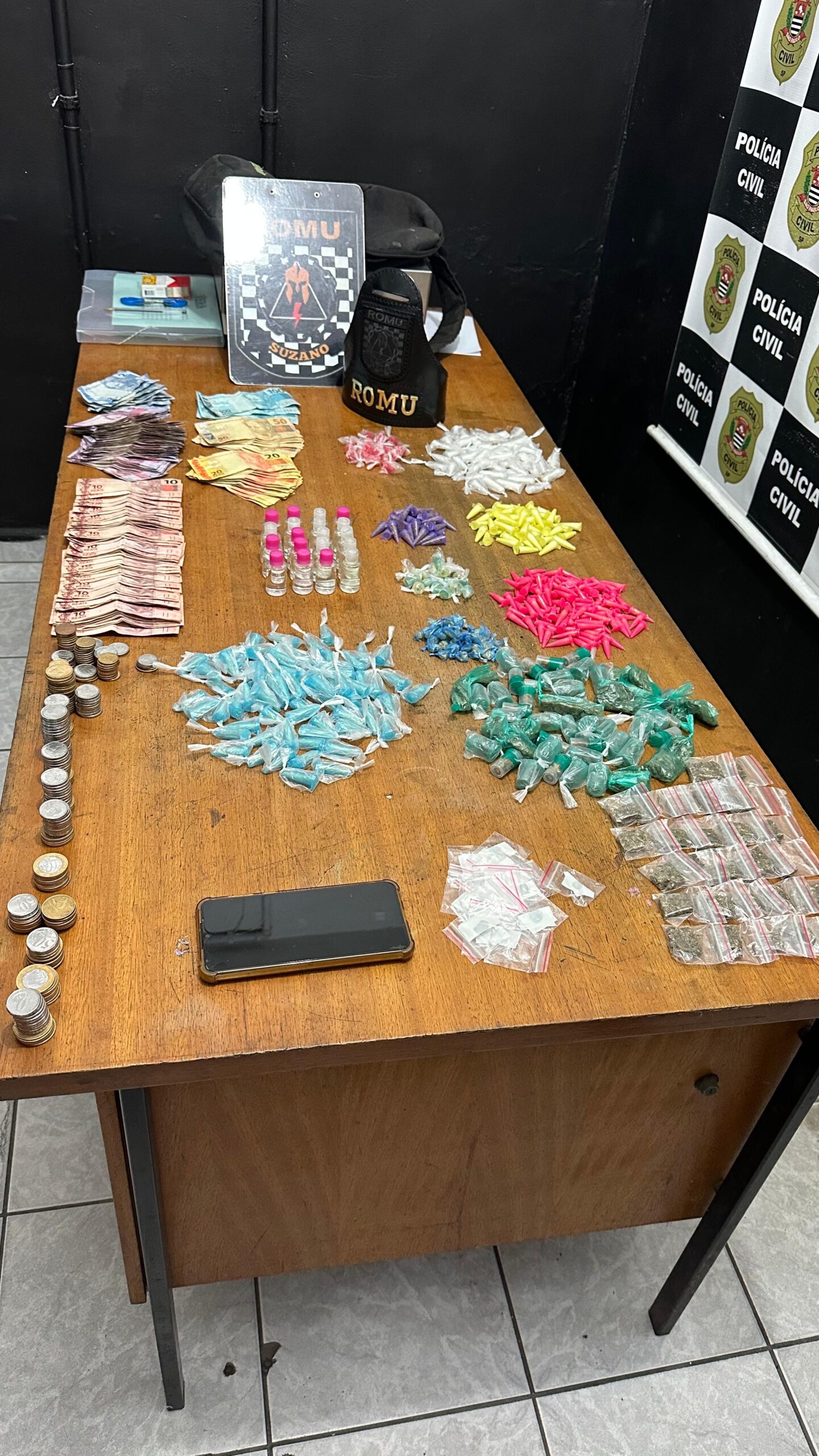 GCM prende dois e localiza mais de 480 porções de drogas no Jardim Belém