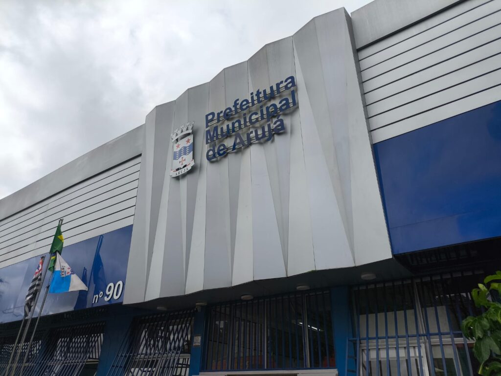 Moradores devem ficar atentos aos horários de funcionamento de bancos, prefeitura e comércio em Arujá durante a folia. (Foto: Divulgação/Secom Arujá)