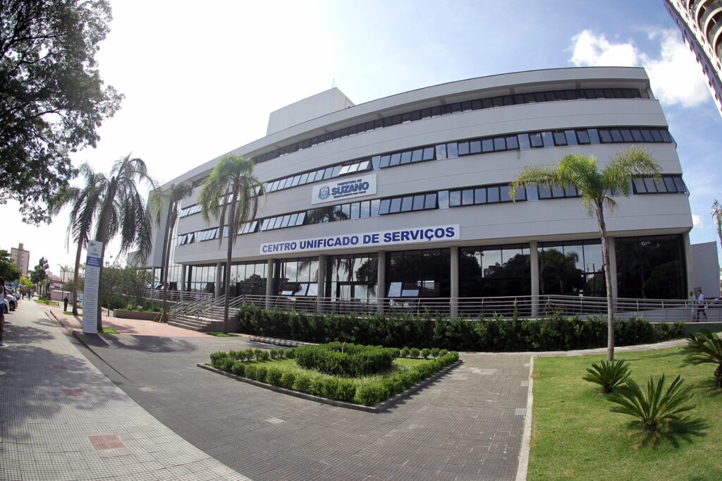 Posto de atendimento em Suzano centraliza a busca por oportunidades e auxilia na recolocação de profissionais em diversos setores. (Foto: Wanderley Costa/Secop Suzano e Luana Bergamini/Secop Suzano)