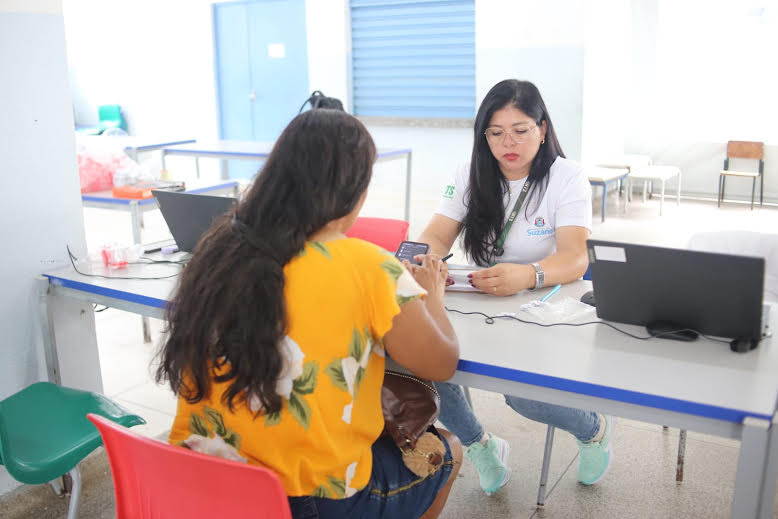 Moradores recebem orientações e atendimentos médicos durante edição anterior do projeto Saúde Itinerante no município. (Divulgação/Secop Suzano)
