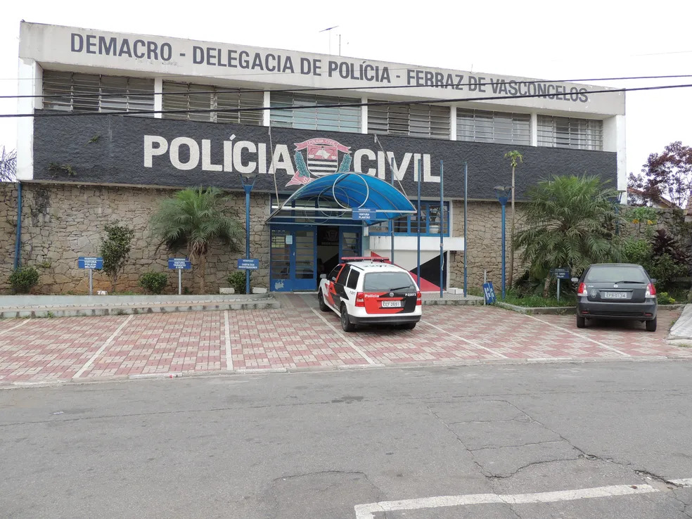 Ocorrência foi apresentada no Distrito Policial de Ferraz de Vasconcelos, onde o suspeito permanece à disposição da Justiça. (Foto: Reprodução/Google Street View)