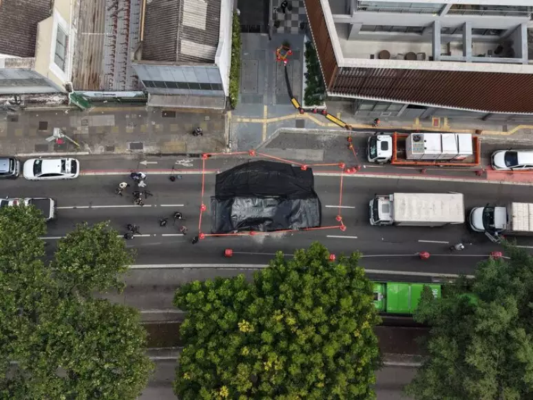 Interdição na Rua da Consolação causa reflexos no trânsito e exige desvios de motoristas e transporte público. (Foto: Fábio Vieira/Estadão / Estadão)