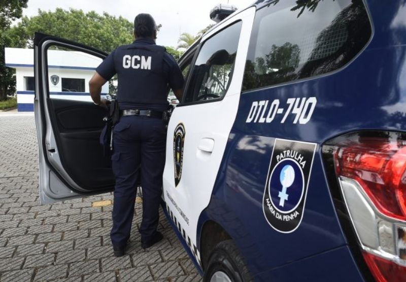 Atuação da Guarda Civil Municipal resultou na retirada de agressores de circulação e no suporte às vítimas que possuíam medidas protetivas. (Foto: Divulgação/GCM Guarulhos)