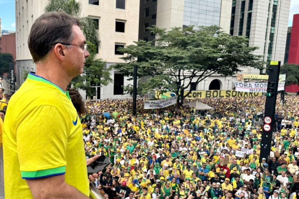 Manifestações em diversas capitais brasileiras servem como termômetro para a união da direita em ano de disputa nas urnas. (Foto: Reprodução/X)